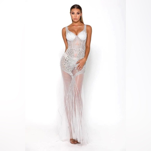 Portia And Scarlett SFB Matrix Long Formal Gown Silver Dress Size 6 Rhinestones - Picture 1 of 12
